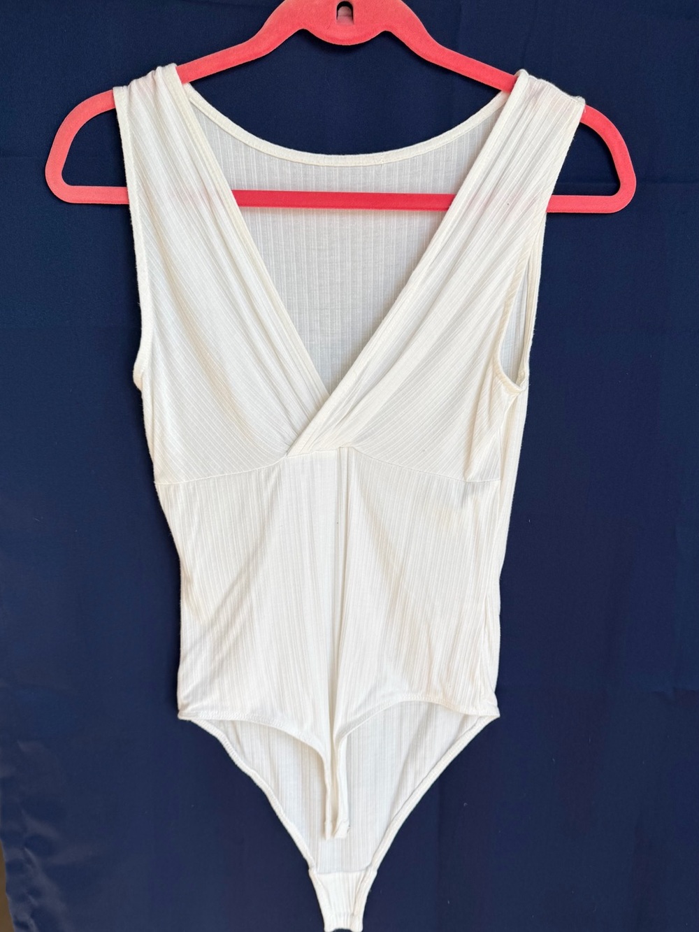 Ribbed V-Neck White Sleeveless Bodysuit